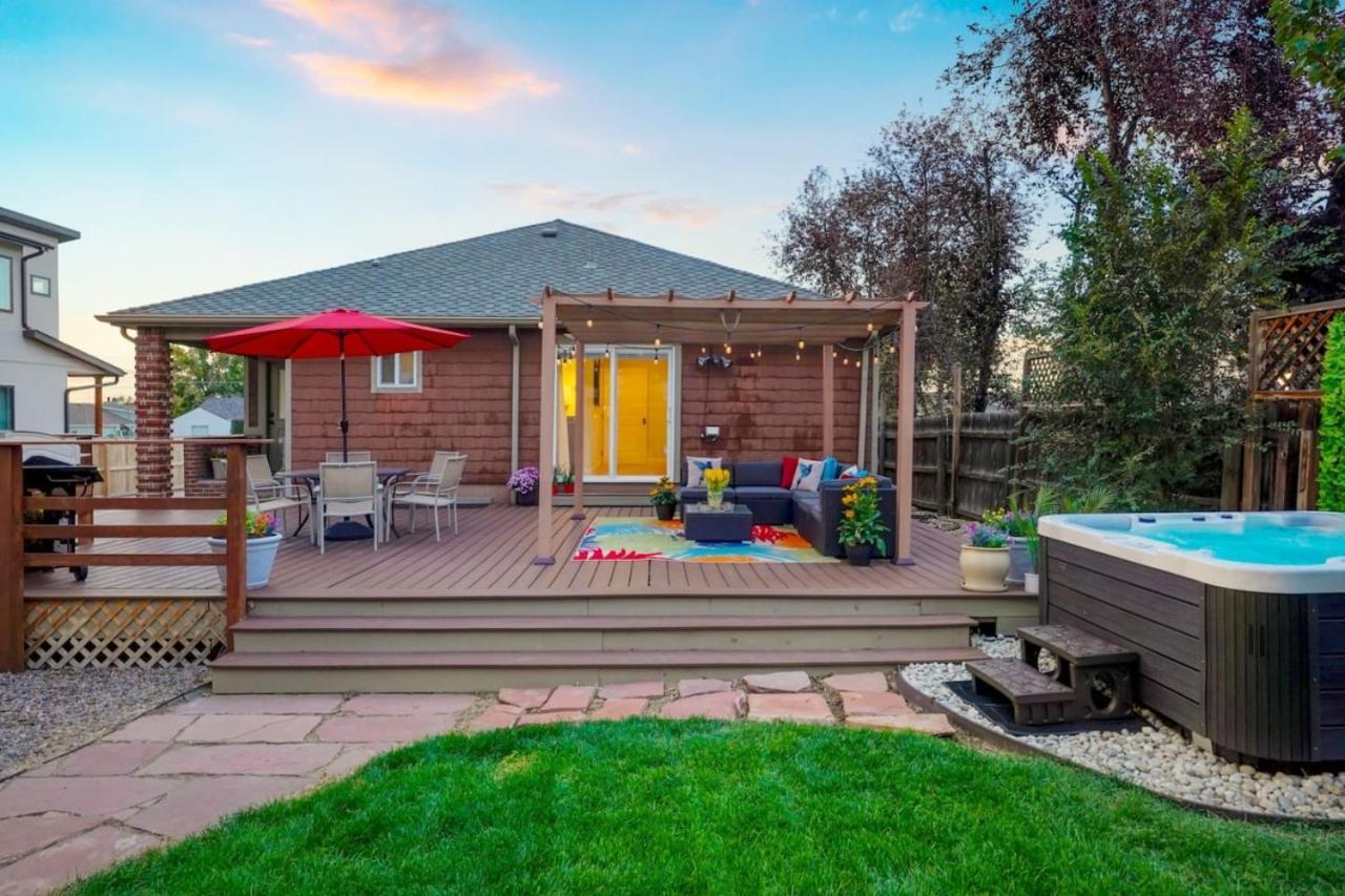 Shakedown St Hot Tub Fire Pit And 4 Miles To Dt * Denver